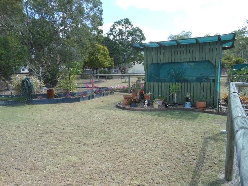 33 High School Road, Gin Gin QLD 4671