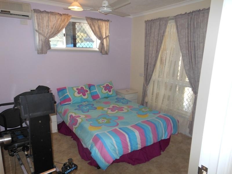 33 High School Road, Gin Gin QLD 4671