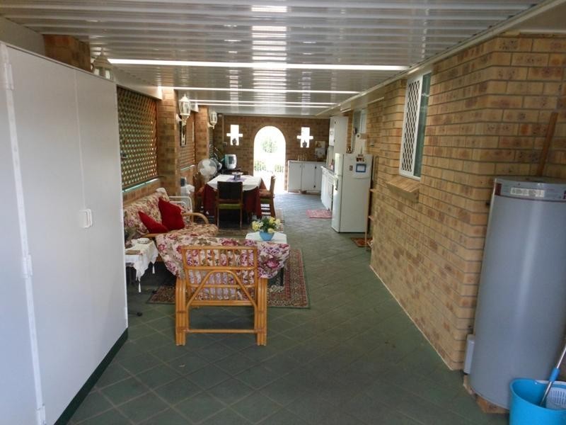 33 High School Road, Gin Gin QLD 4671