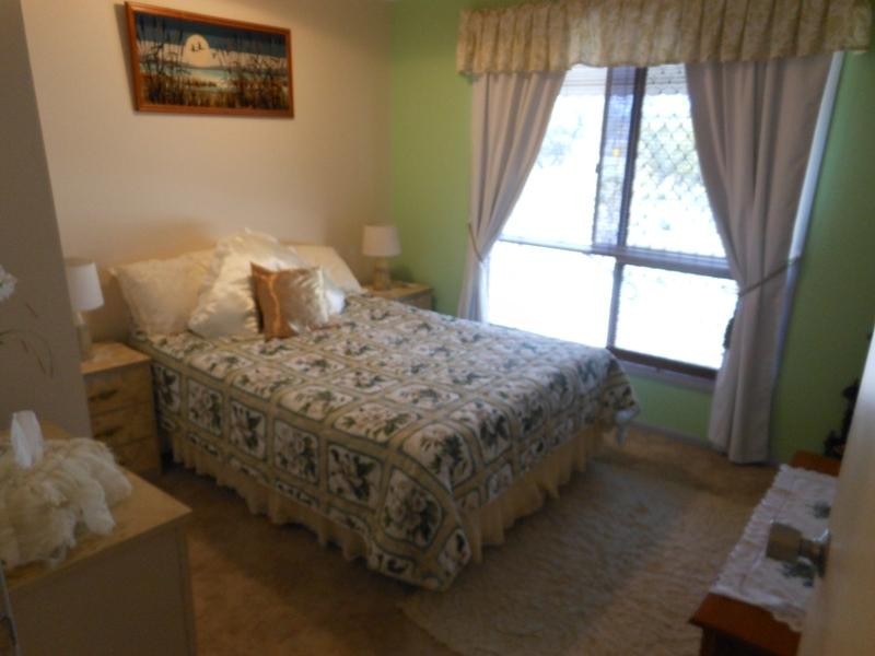 33 High School Road, Gin Gin QLD 4671