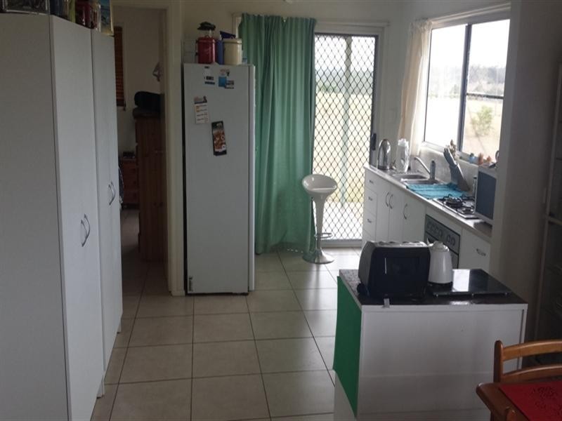 157 Melvilles Road, Maroondan QLD 4671