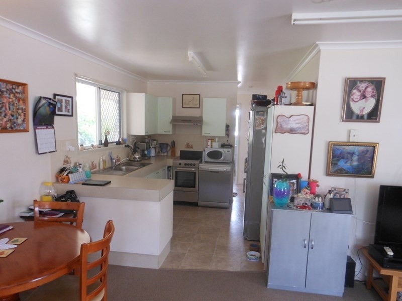 37 High School Road, Gin Gin QLD 4671