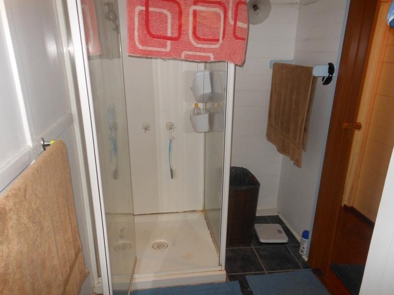 10 Esplanade Street, Mount Perry QLD 4671