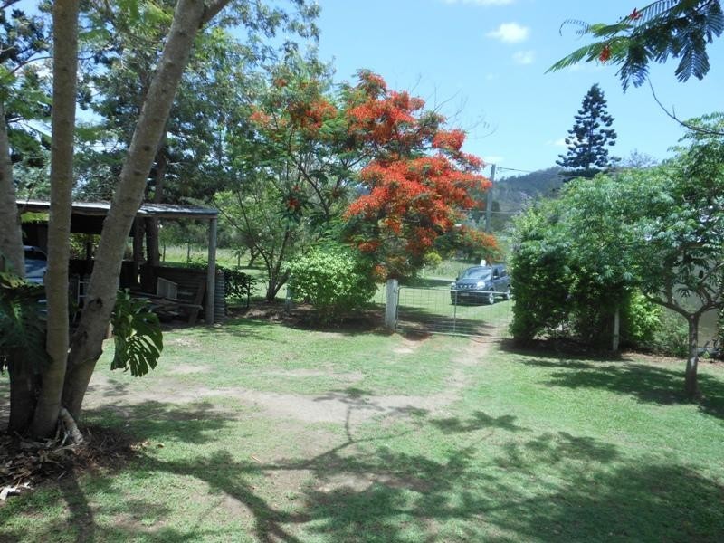 10 Esplanade Street, Mount Perry QLD 4671