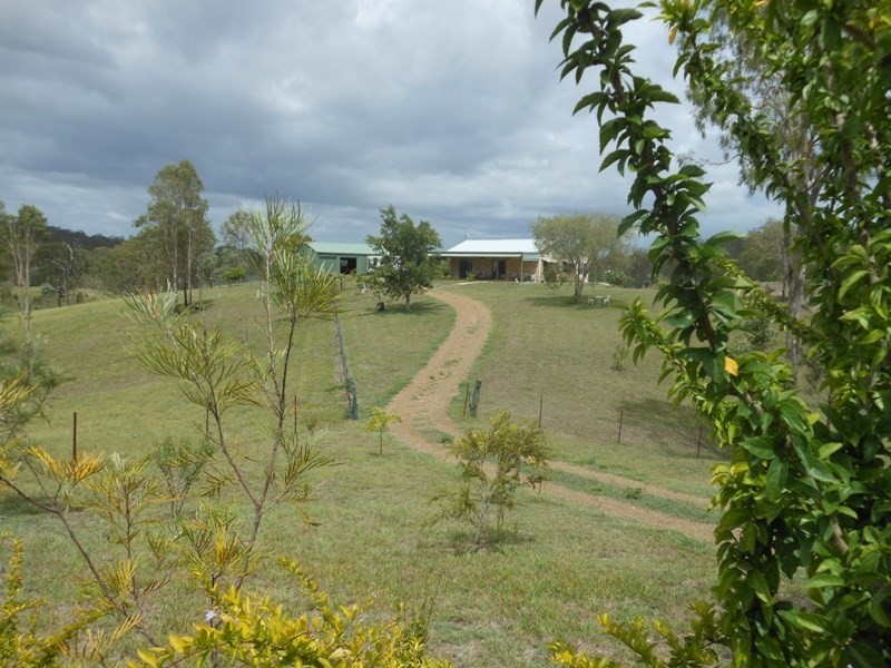 33 Woodswallow Drive, Gin Gin QLD 4671