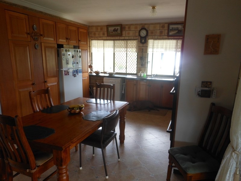 33 Woodswallow Drive, Gin Gin QLD 4671