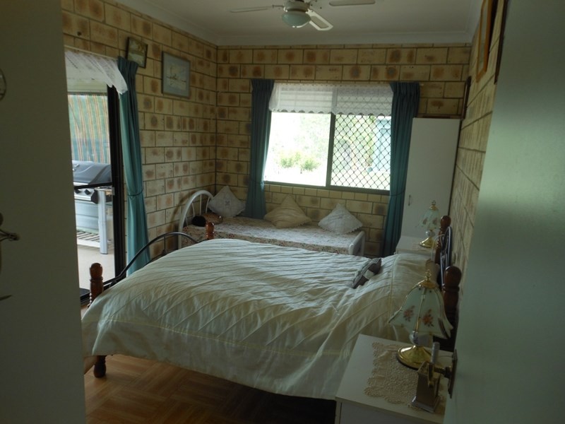 33 Woodswallow Drive, Gin Gin QLD 4671