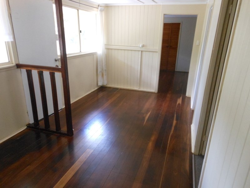 4 Campbell Street, Gin Gin QLD 4671