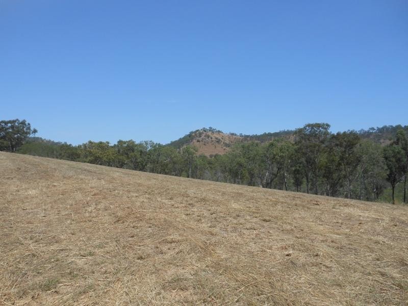 65 Tunnel Road, Gin Gin QLD 4671