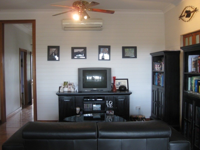 130 Theils Road, Gin Gin QLD 4671