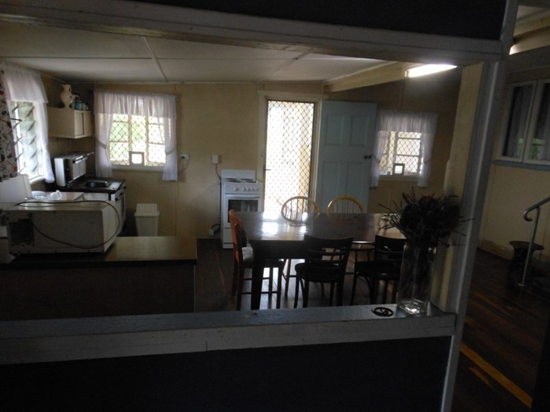 117 Rangeview Road, Gin Gin QLD 4671