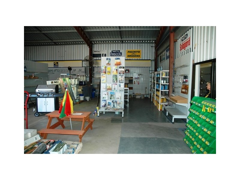 77 Elderslie Street, Winton QLD 4735