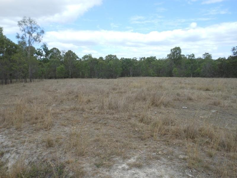 24 Wonbah Avenue, Wonbah QLD 4671