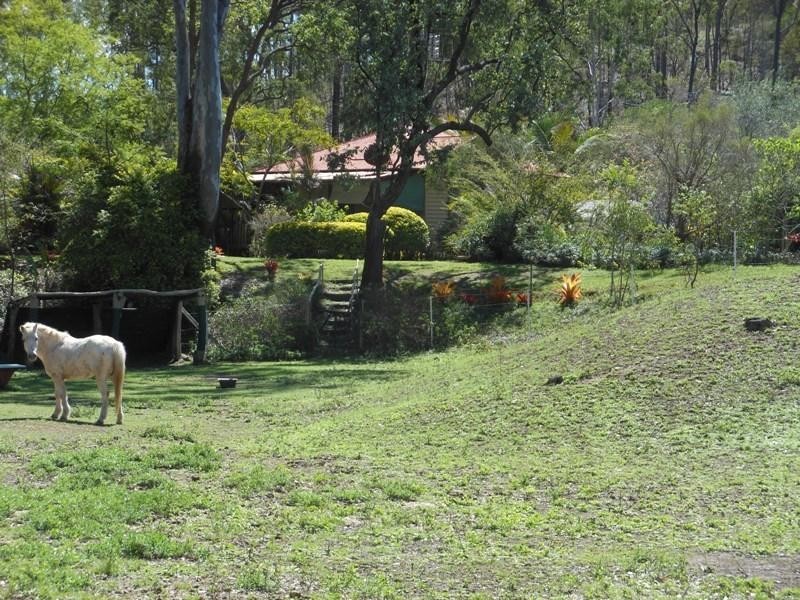 159 Lavaring-Dingles Road, Gin Gin QLD 4671