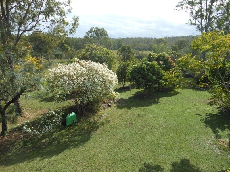 211 Woodswallow Drive, Gin Gin QLD 4671