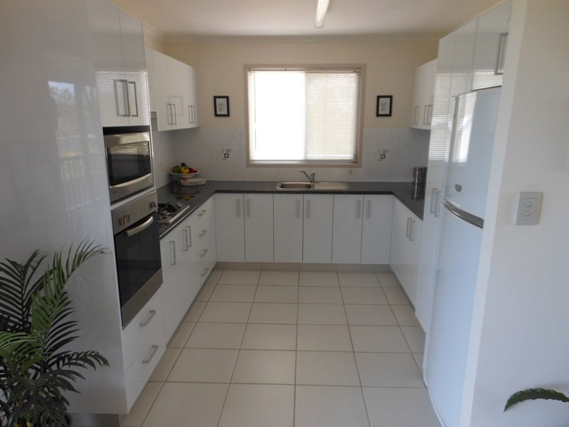 82 Halford Drive, Gin Gin QLD 4671