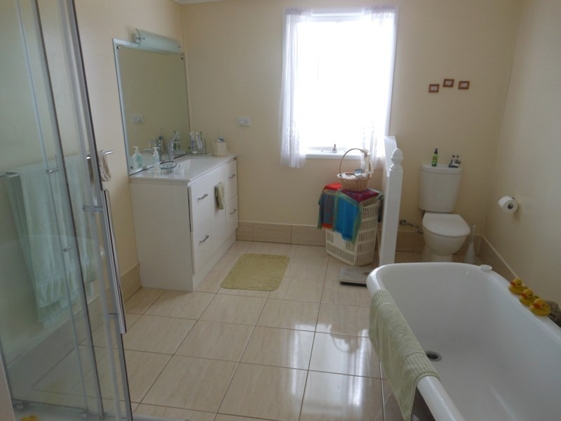 19 Mulgrave Street, Gin Gin QLD 4671