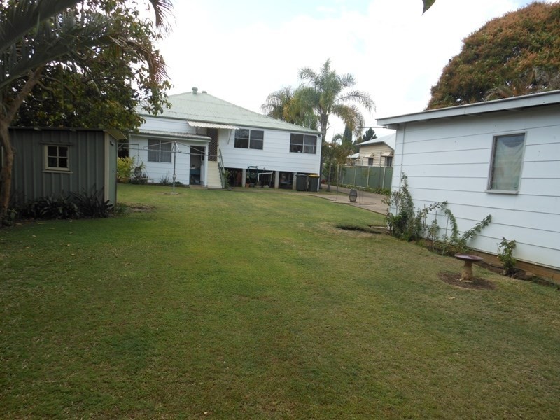 19 Mulgrave Street, Gin Gin QLD 4671