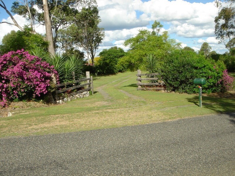 321 Booths Road, Gin Gin QLD 4671