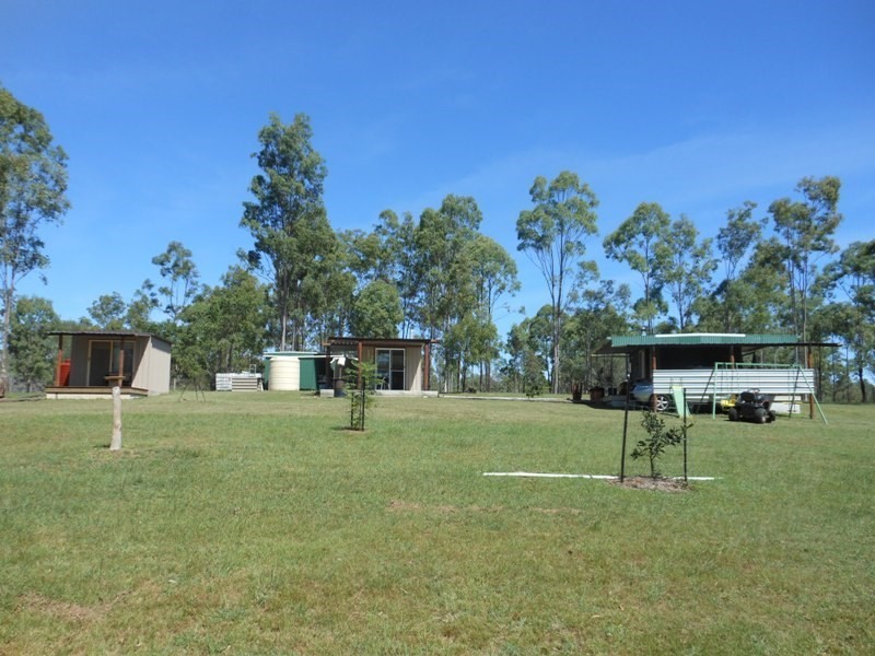 19 Stronachs Road, Horse Camp QLD 4671