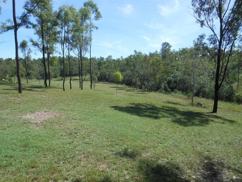 19 Stronachs Road, Horse Camp QLD 4671