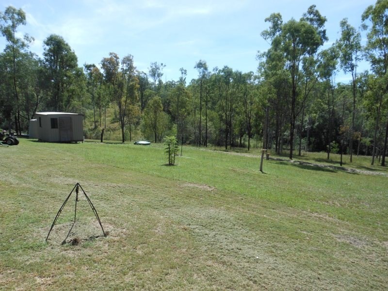 19 Stronachs Road, Horse Camp QLD 4671