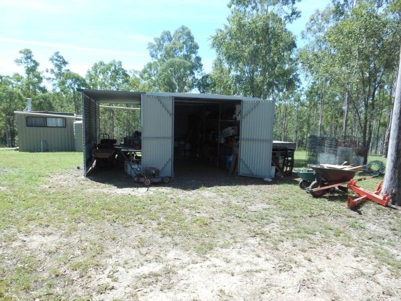19 Stronachs Road, Horse Camp QLD 4671