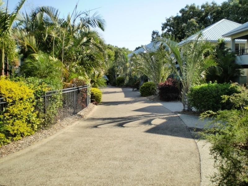 Moore Park Beach QLD 4670