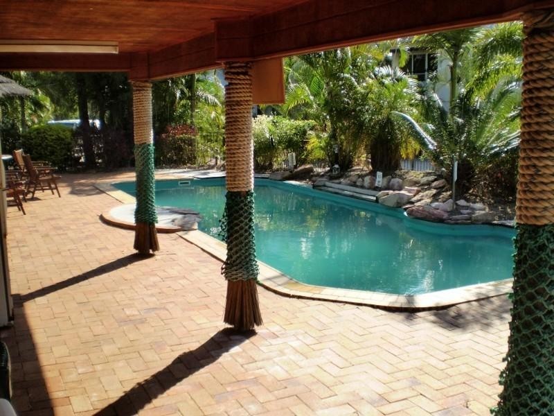 Moore Park Beach QLD 4670