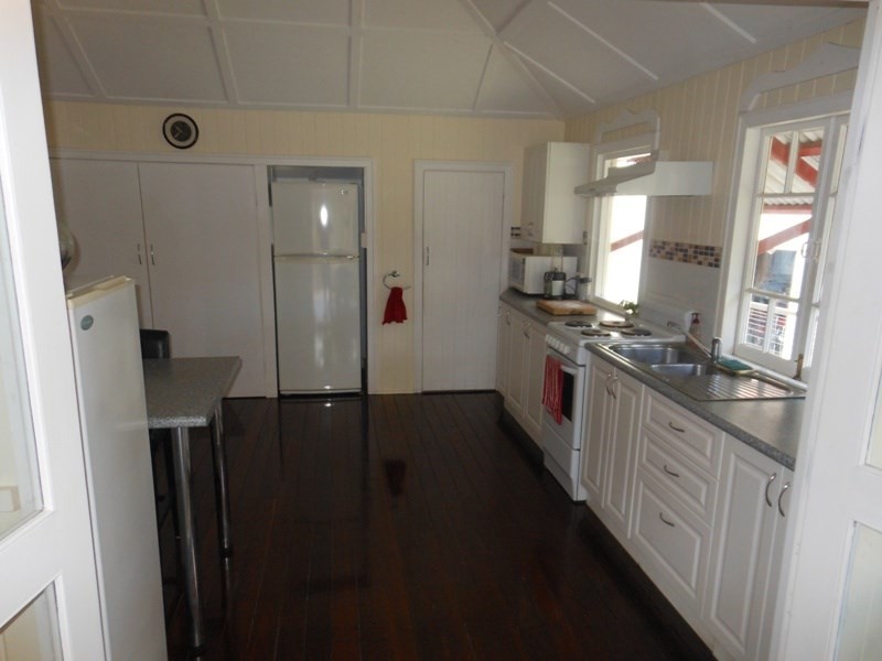 125 BIshops Road, Gin Gin QLD 4671