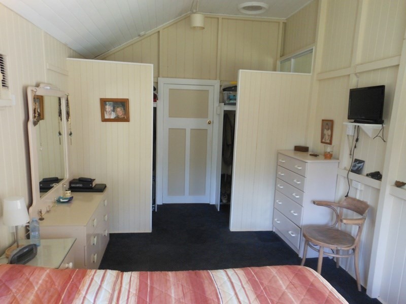 125 BIshops Road, Gin Gin QLD 4671