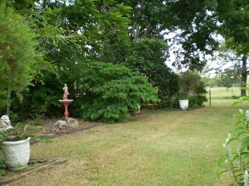 33520 Bruce Highway, Wallaville QLD 4671