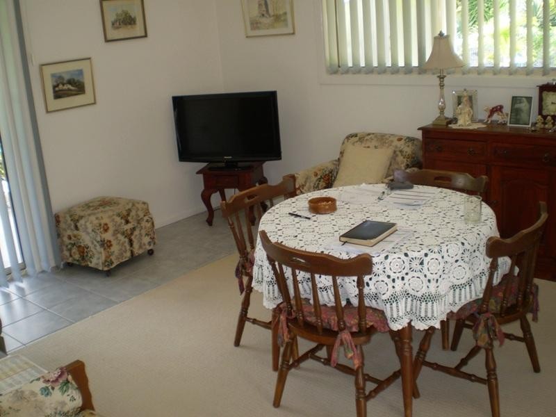 2/25 High School Road, Gin Gin QLD 4671