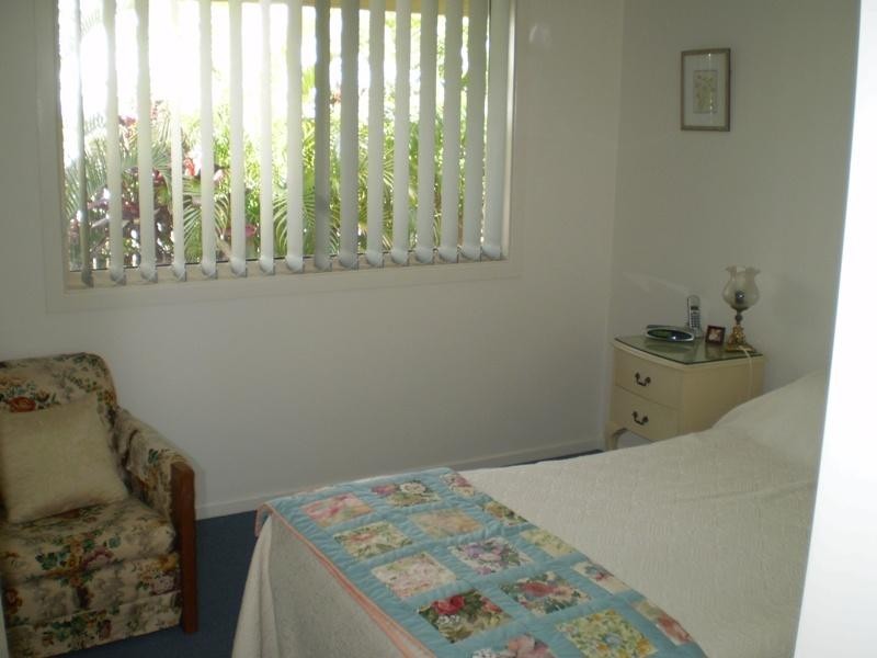 2/25 High School Road, Gin Gin QLD 4671