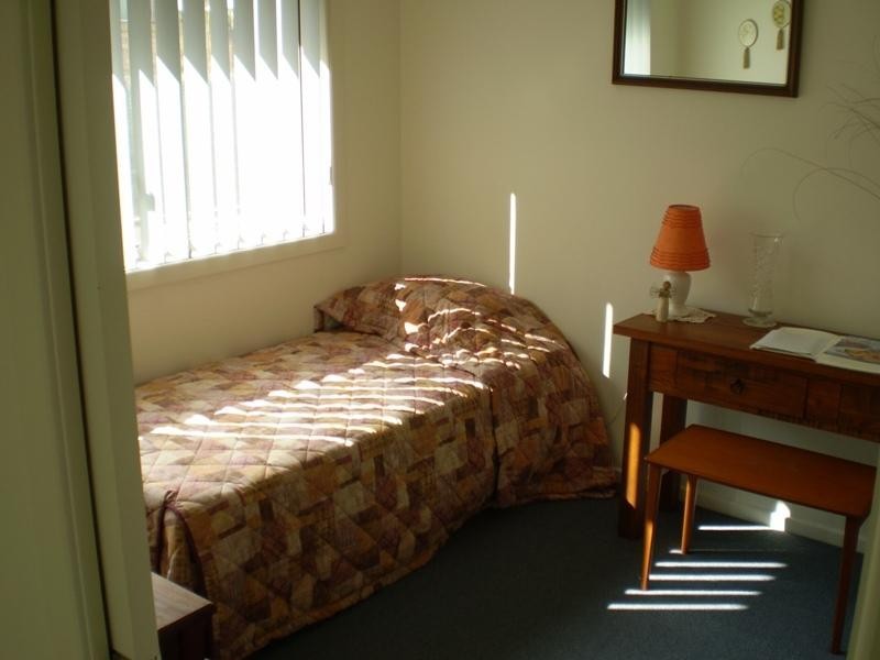 2/25 High School Road, Gin Gin QLD 4671