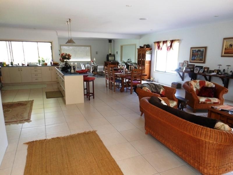 85 Settlers Court, Maroondan QLD 4671