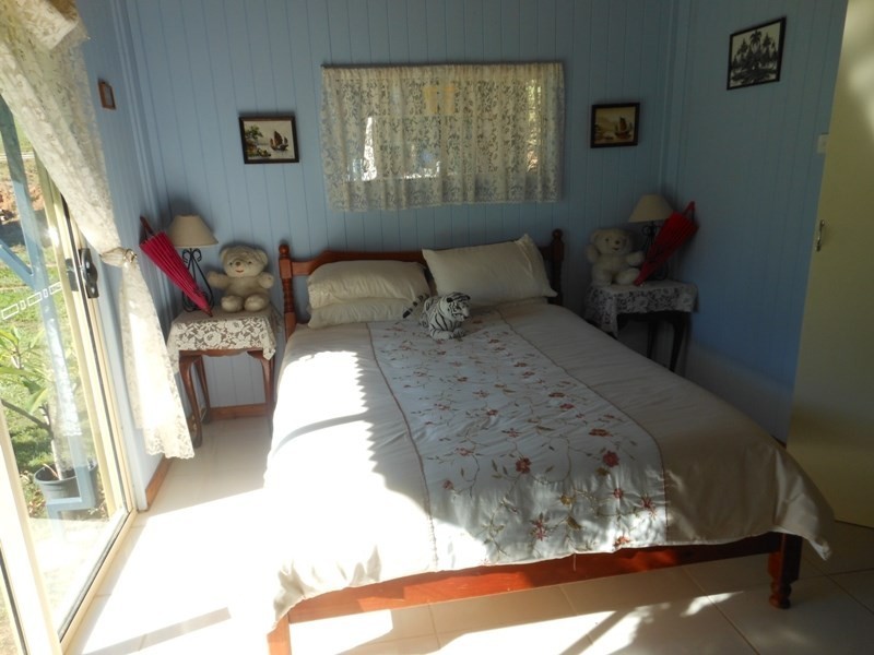 25 Bronzewyn Court, Gin Gin QLD 4671