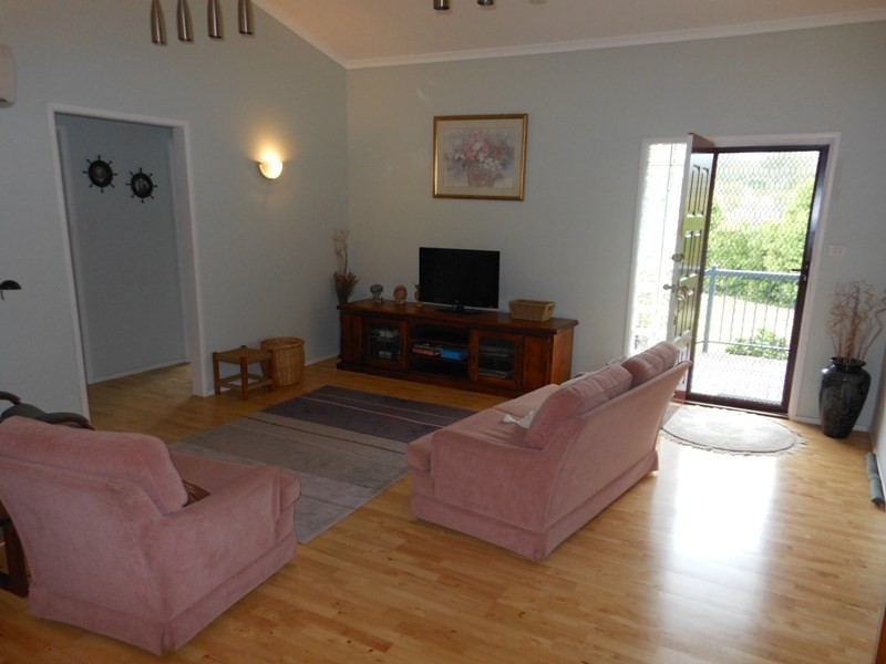 4528 Bundaberg Road, Gin Gin QLD 4671