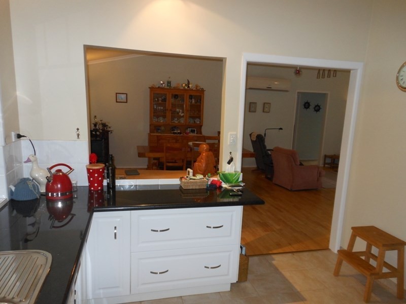 4528 Bundaberg Road, Gin Gin QLD 4671