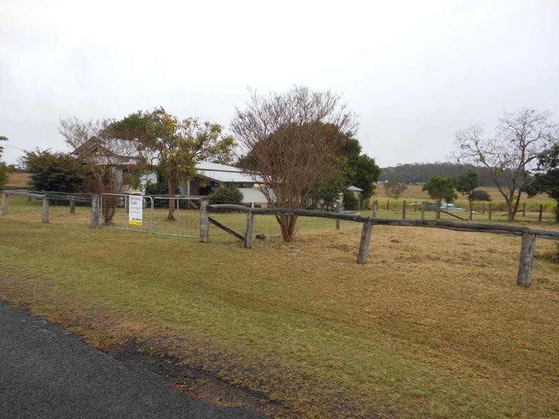 41 Ellerays Road, Mcilwraith QLD 4671