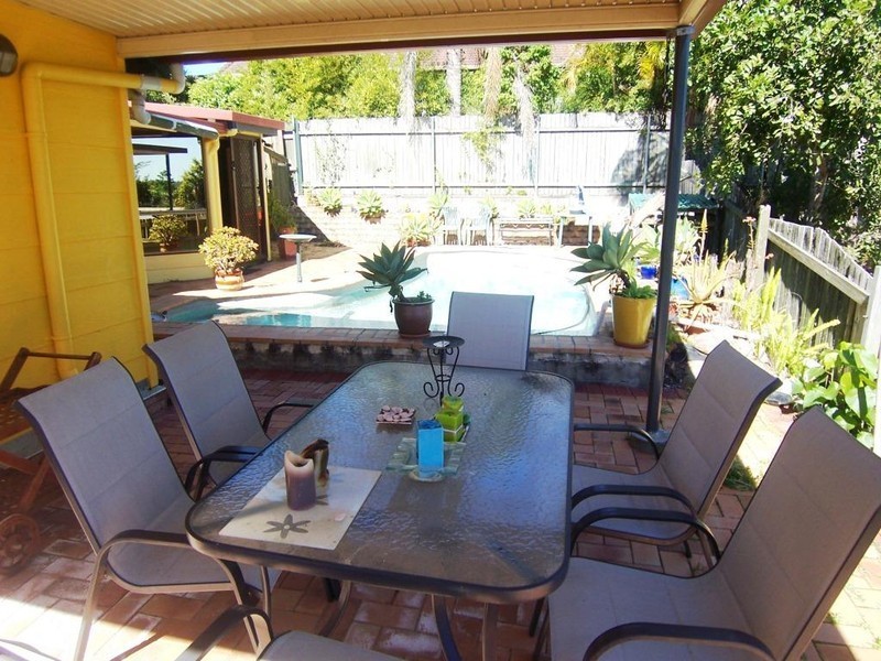 201 Springwood Road, Springwood QLD 4127