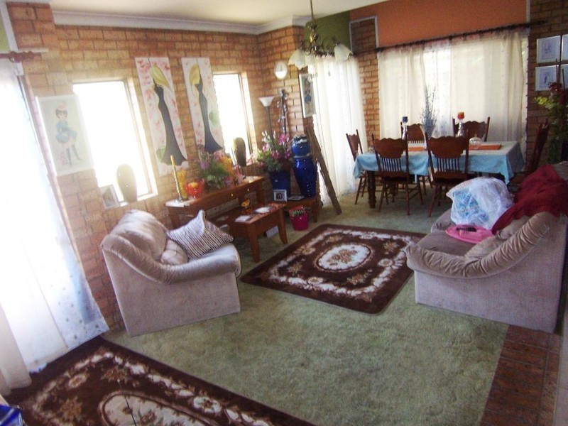 201 Springwood Road, Springwood QLD 4127