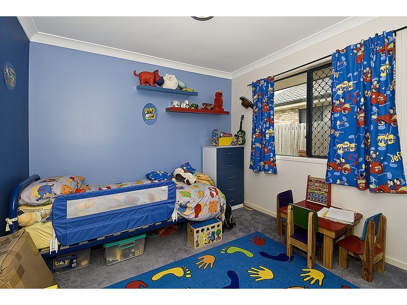 Meadowbrook QLD 4131