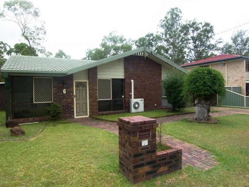 6 Village Drive, Daisy Hill QLD 4127