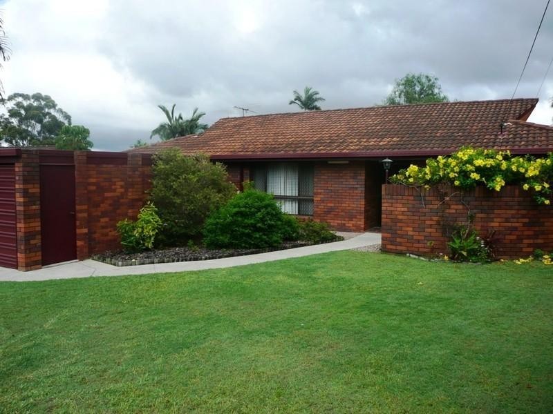 18 Jilbard Drive, Springwood QLD 4127