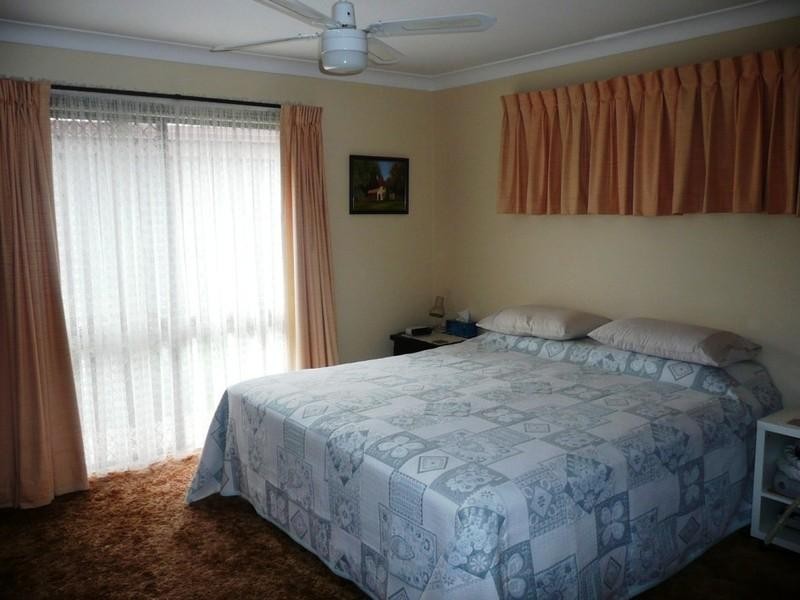 18 Jilbard Drive, Springwood QLD 4127