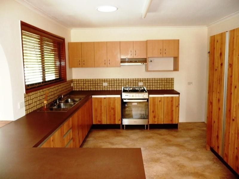 12 Frobisher Street, Springwood QLD 4127