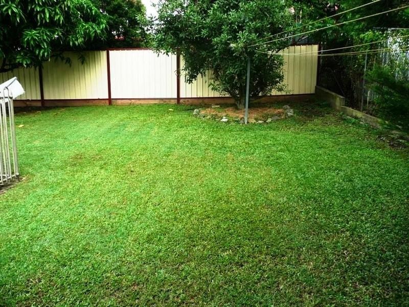 12 Frobisher Street, Springwood QLD 4127