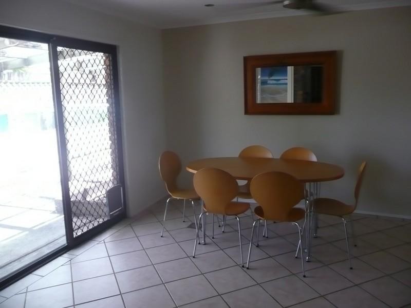 22 Deloraine Drive, Springwood QLD 4127