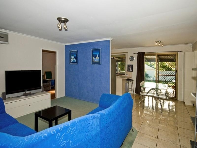 12 Southmore Street, Daisy Hill QLD 4127